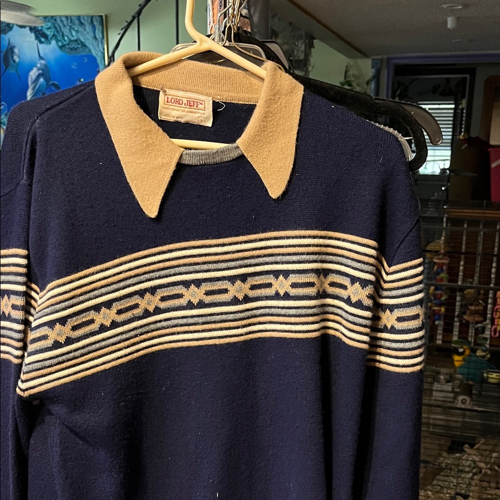 Lord Jeff Men's Navy and Tan Crewneck Sweater